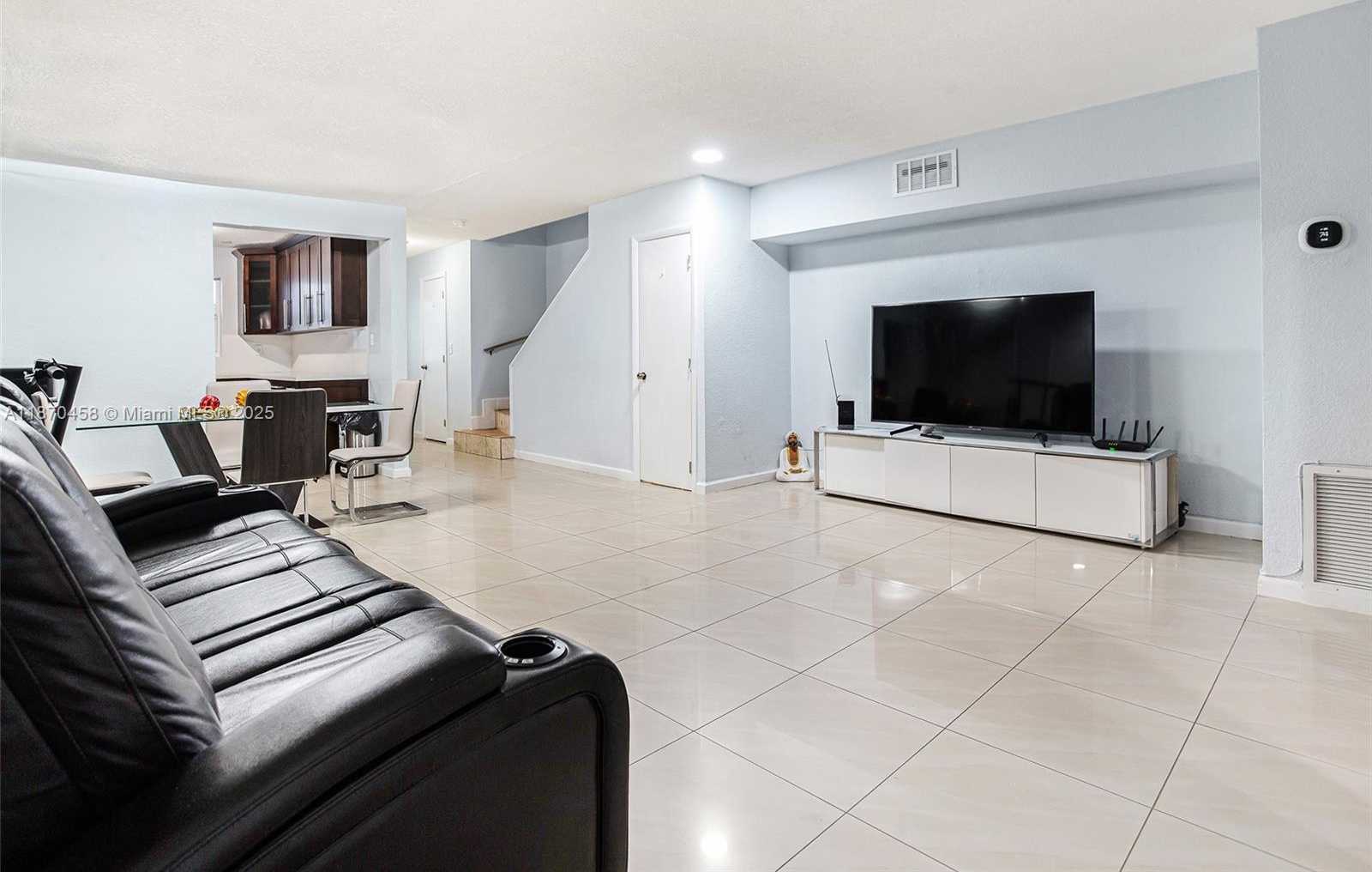 Small Image of 7000 WEST 15TH CT, Hialeah Number 6