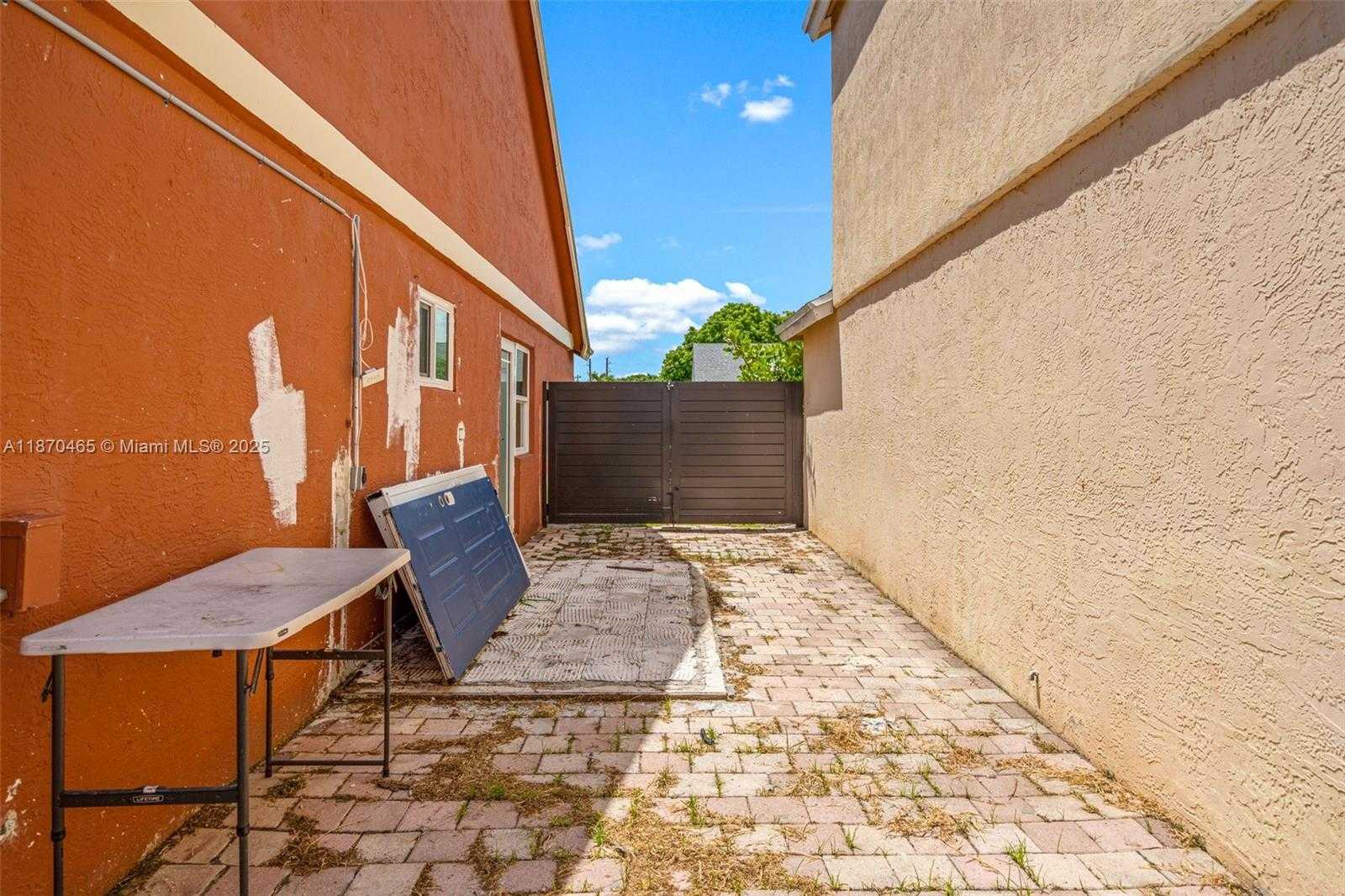 Small Image of 25053 SOUTH WEST 129TH PL, Homestead Number 33