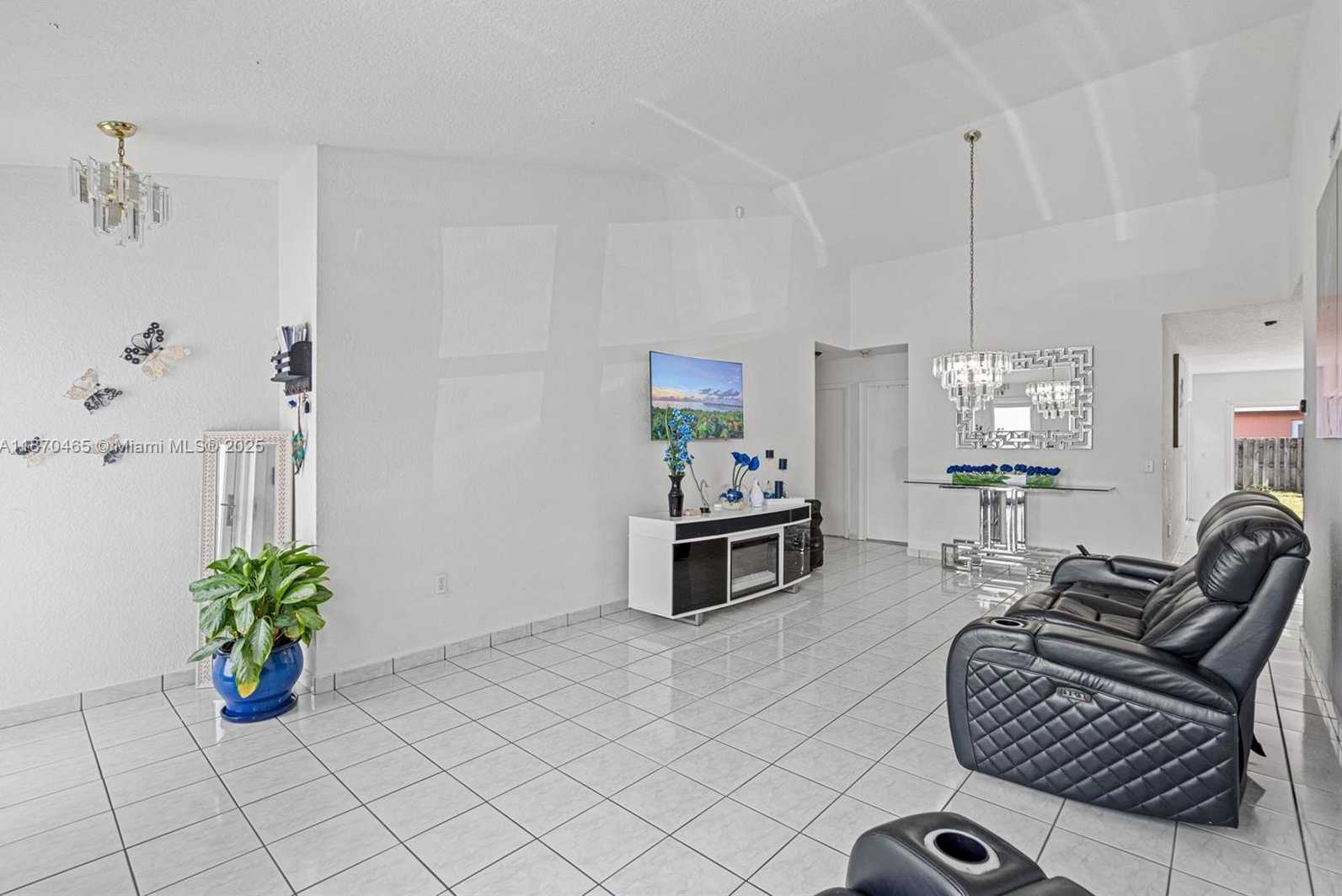 Small Image of 25053 SOUTH WEST 129TH PL, Homestead Number 4