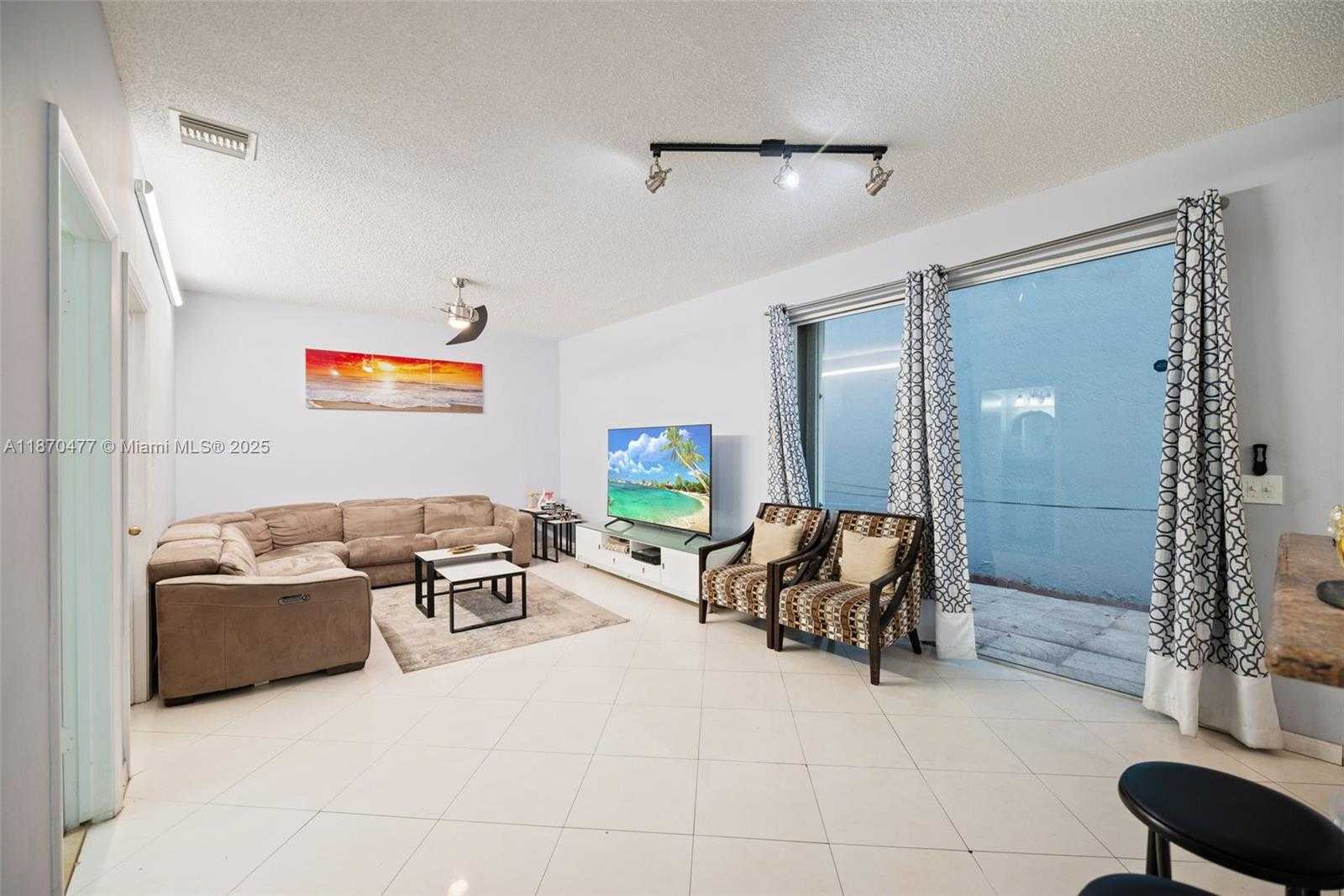 Small Image of 381 NORTH WEST 102ND TER, Pembroke Pines Number 16