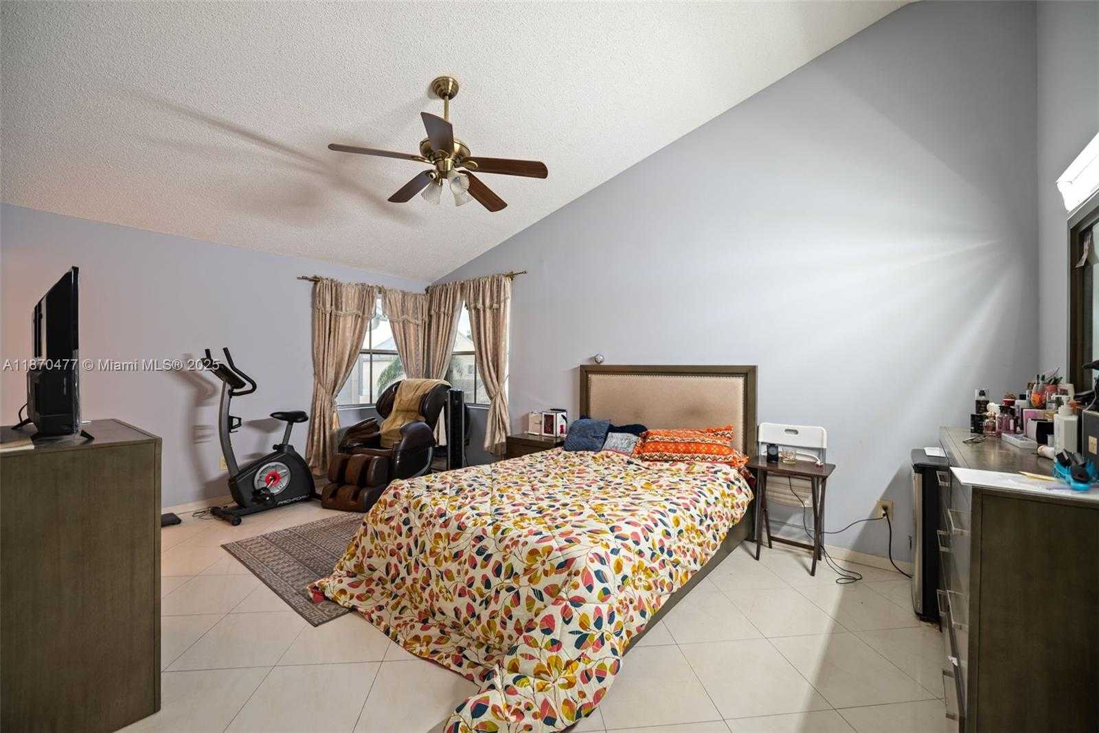 Small Image of 381 NORTH WEST 102ND TER, Pembroke Pines Number 19