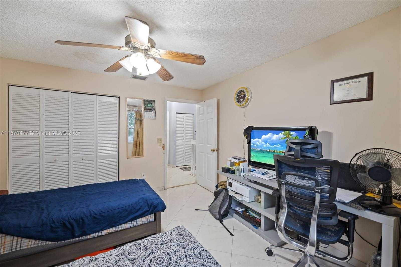 Small Image of 381 NORTH WEST 102ND TER, Pembroke Pines Number 25