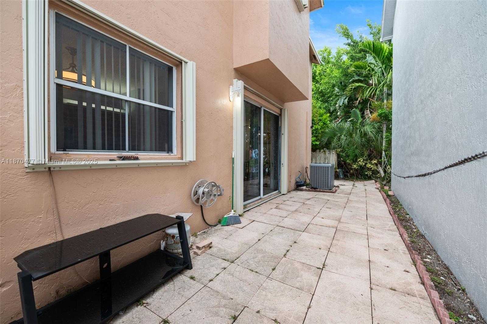 Small Image of 381 NORTH WEST 102ND TER, Pembroke Pines Number 33