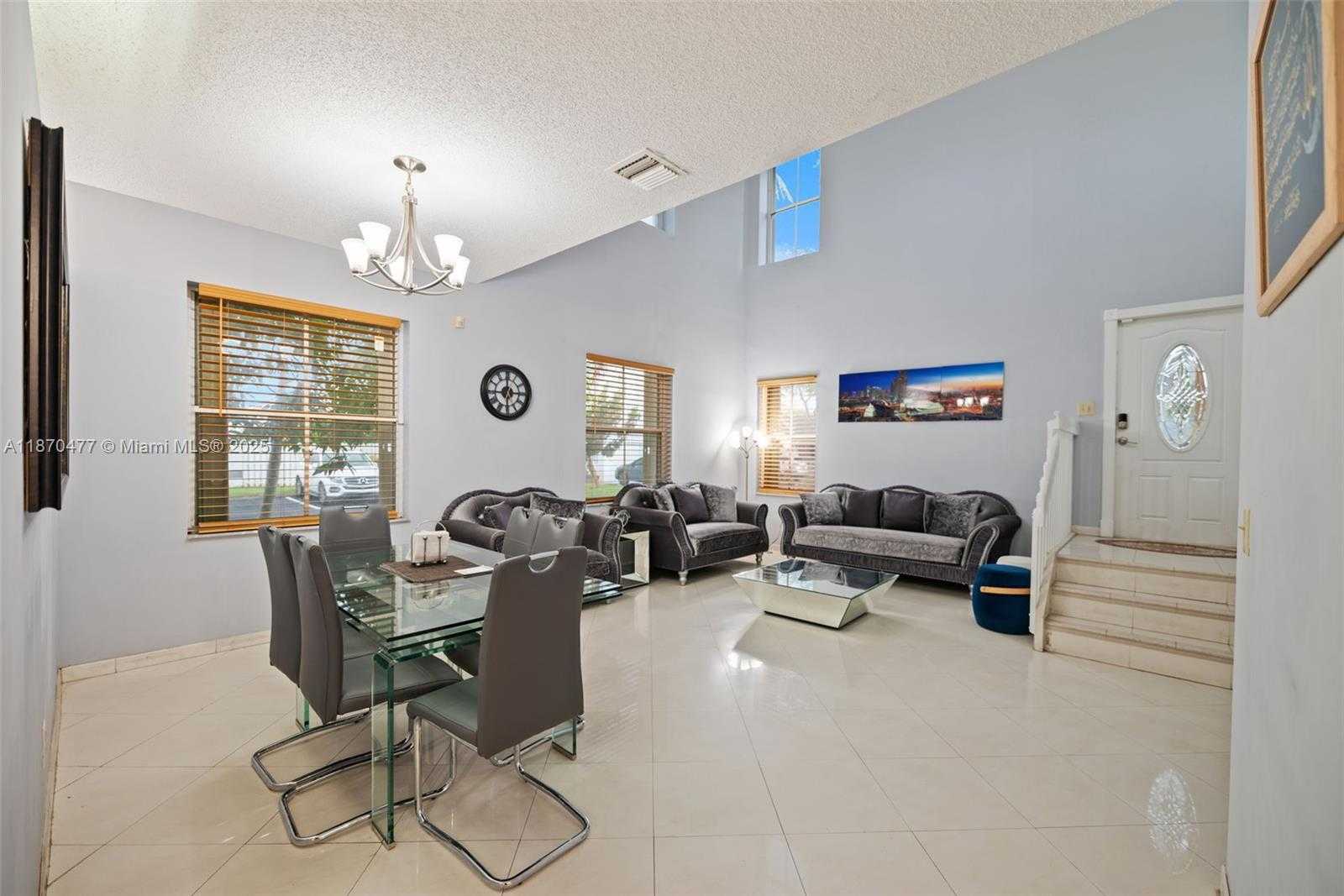 Small Image of 381 NORTH WEST 102ND TER, Pembroke Pines Number 6