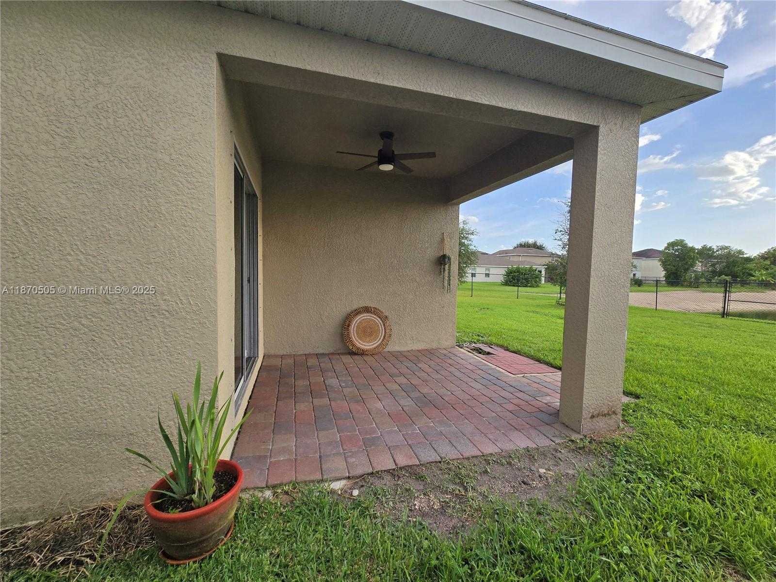 Small Image of 10884 MARBLE BROOK BVLD, Lehigh Acres Number 16