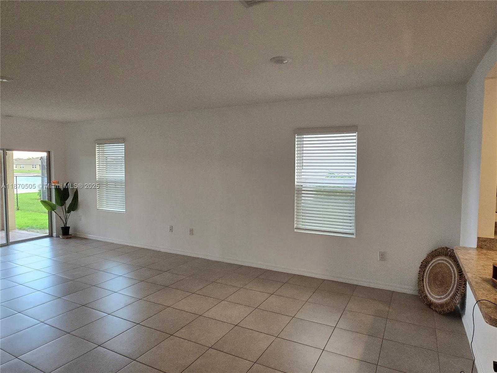 Small Image of 10884 MARBLE BROOK BVLD, Lehigh Acres Number 21