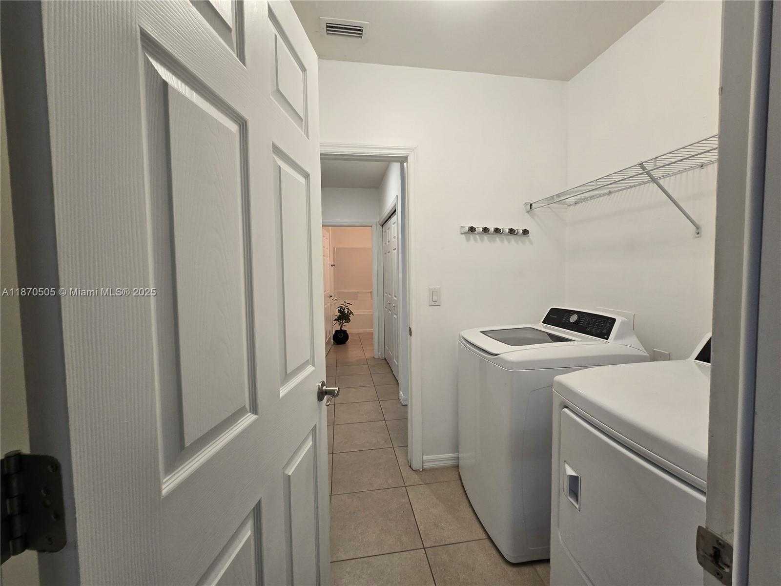 Small Image of 10884 MARBLE BROOK BVLD, Lehigh Acres Number 24