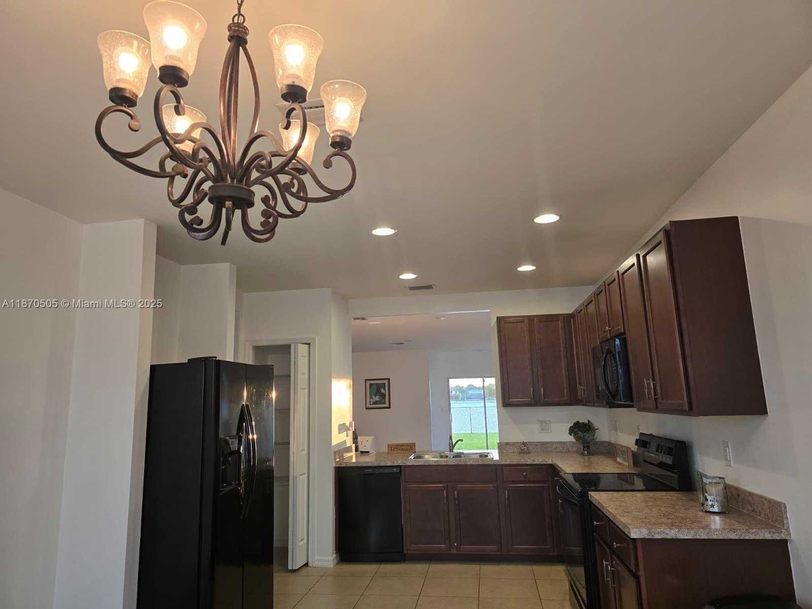 Small Image of 10884 MARBLE BROOK BVLD, Lehigh Acres Number 8