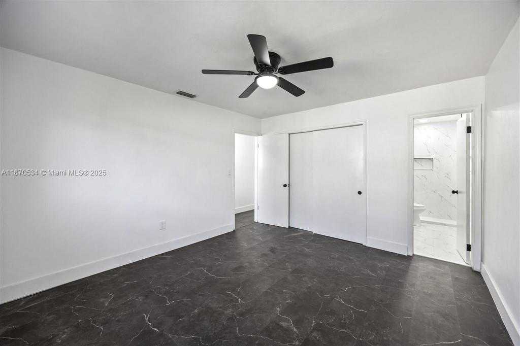 Small Image of 6712 ARBOR DR, Miramar Number 23