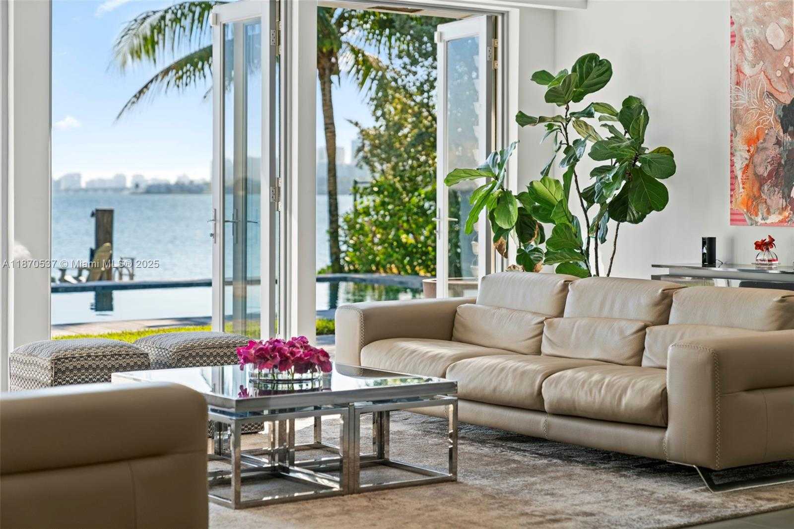 Small Image of 9301 NORTH BAYSHORE DR, Miami Shores Number 18