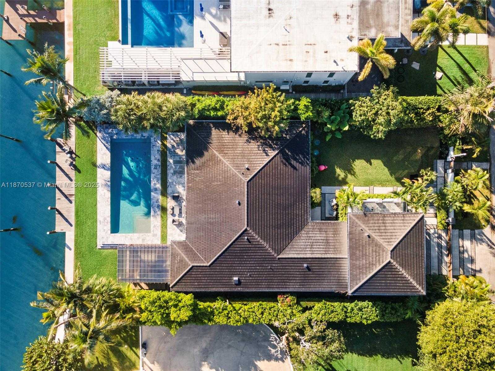 Small Image of 9301 NORTH BAYSHORE DR, Miami Shores Number 51