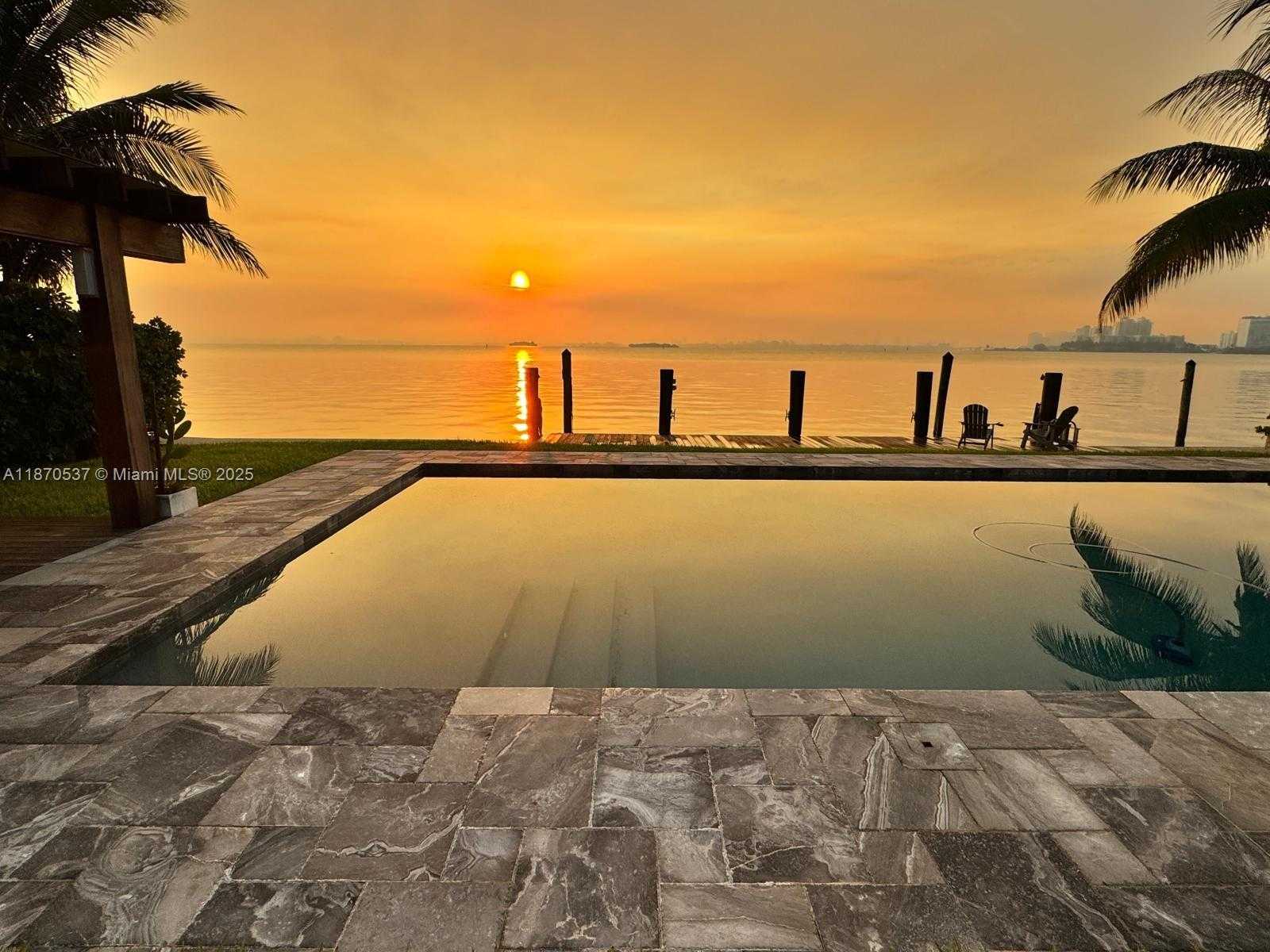 Small Image of 9301 NORTH BAYSHORE DR, Miami Shores Number 53