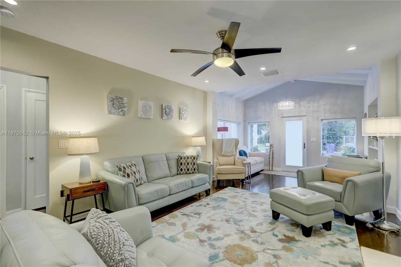 Small Image of 1625 NORTH EAST 4TH PL, Fort Lauderdale Number 18