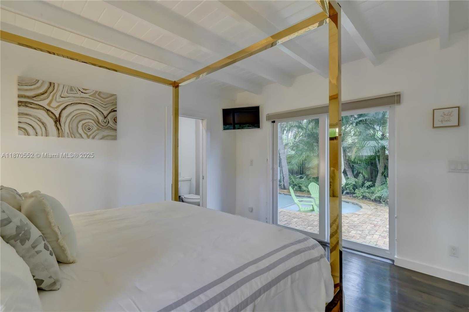 Small Image of 1625 NORTH EAST 4TH PL, Fort Lauderdale Number 26
