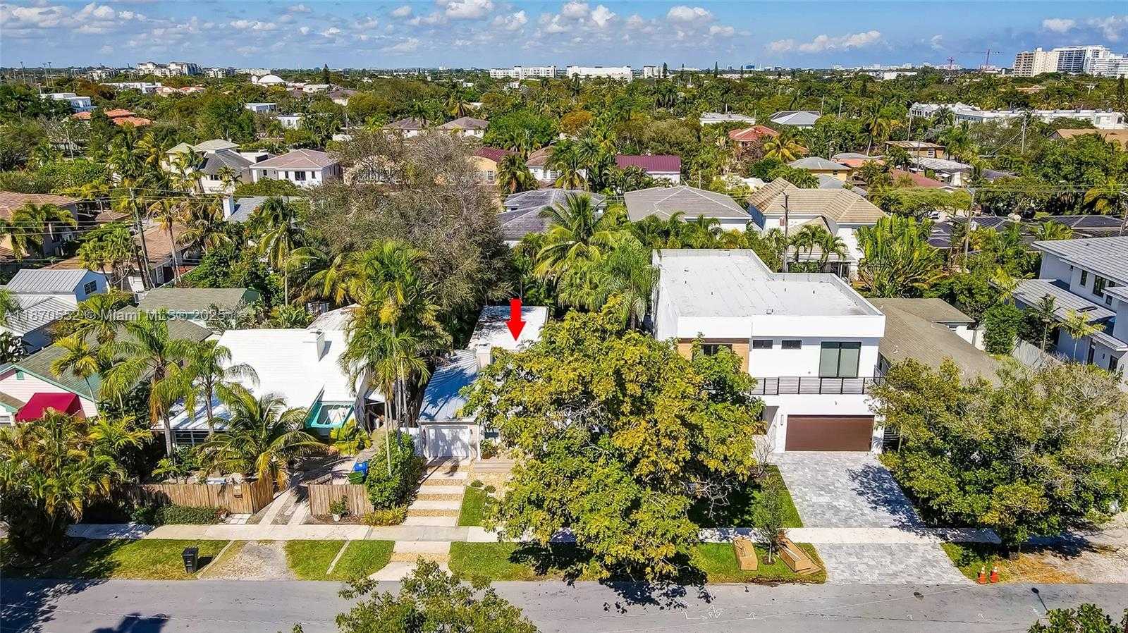 Small Image of 1625 NORTH EAST 4TH PL, Fort Lauderdale Number 29