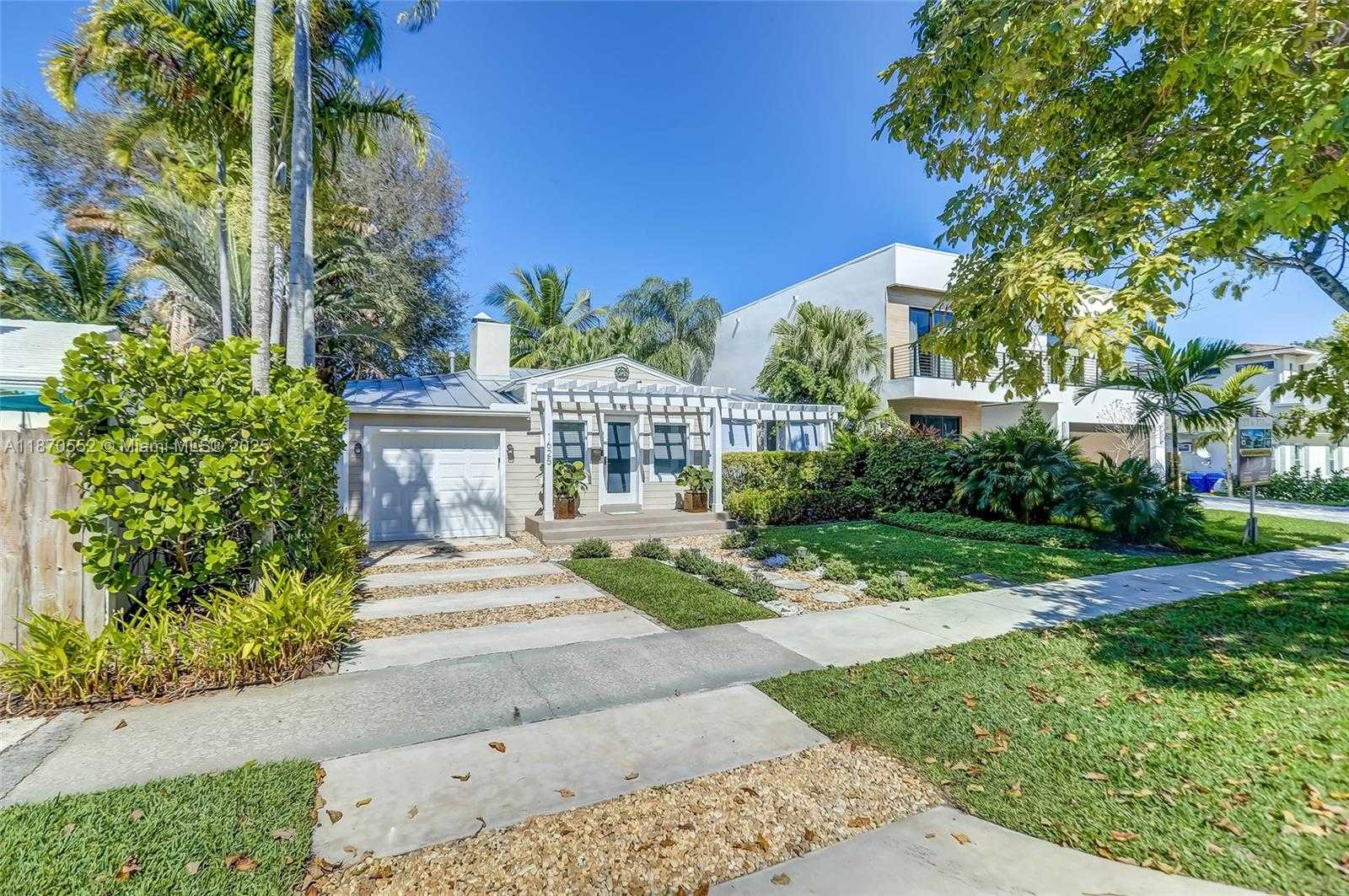 Small Image of 1625 NORTH EAST 4TH PL, Fort Lauderdale Number 39