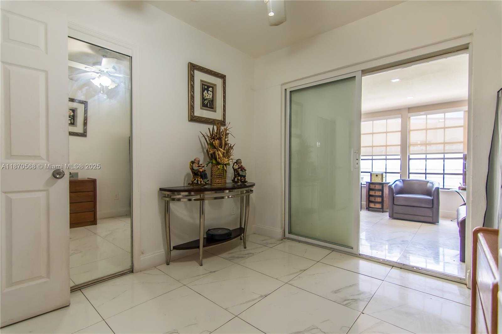 Small Image of 943 WEST 64TH PL, Hialeah Number 14