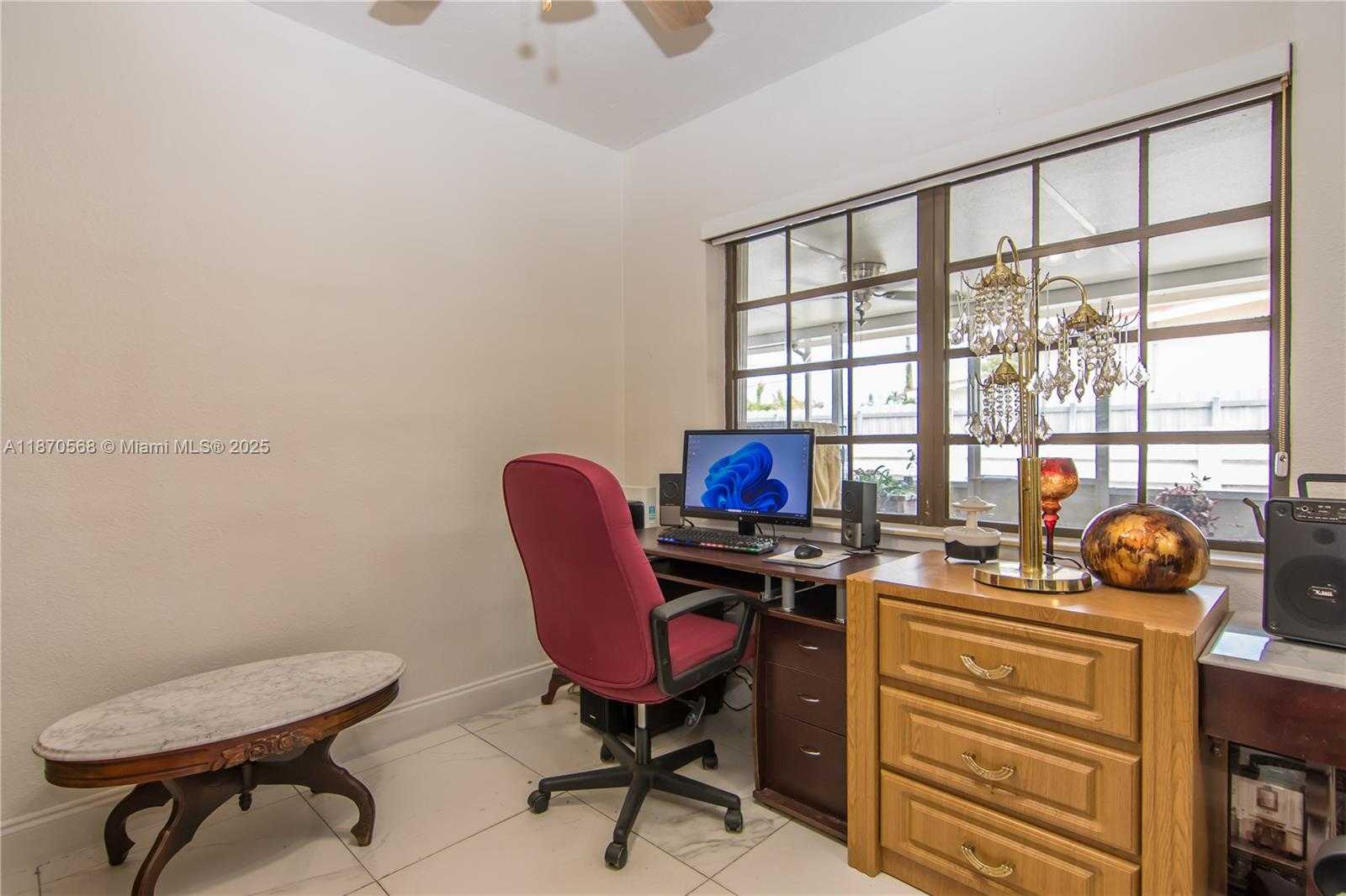 Small Image of 943 WEST 64TH PL, Hialeah Number 17