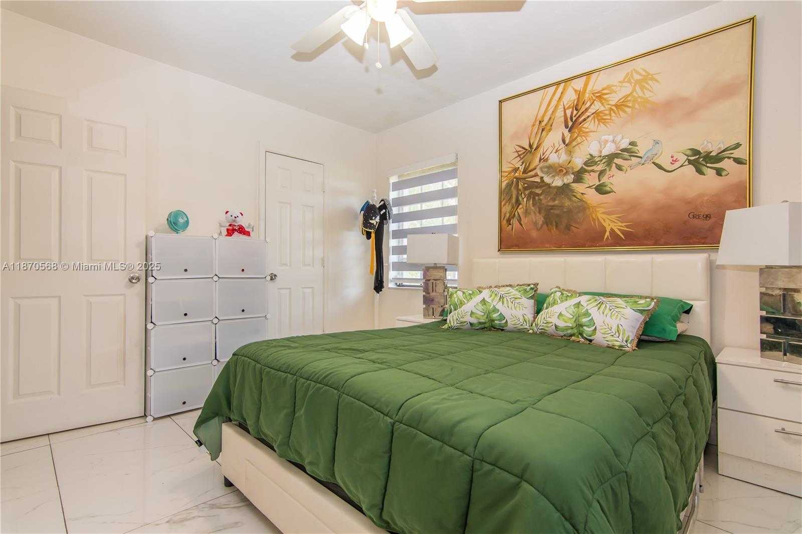 Small Image of 943 WEST 64TH PL, Hialeah Number 19