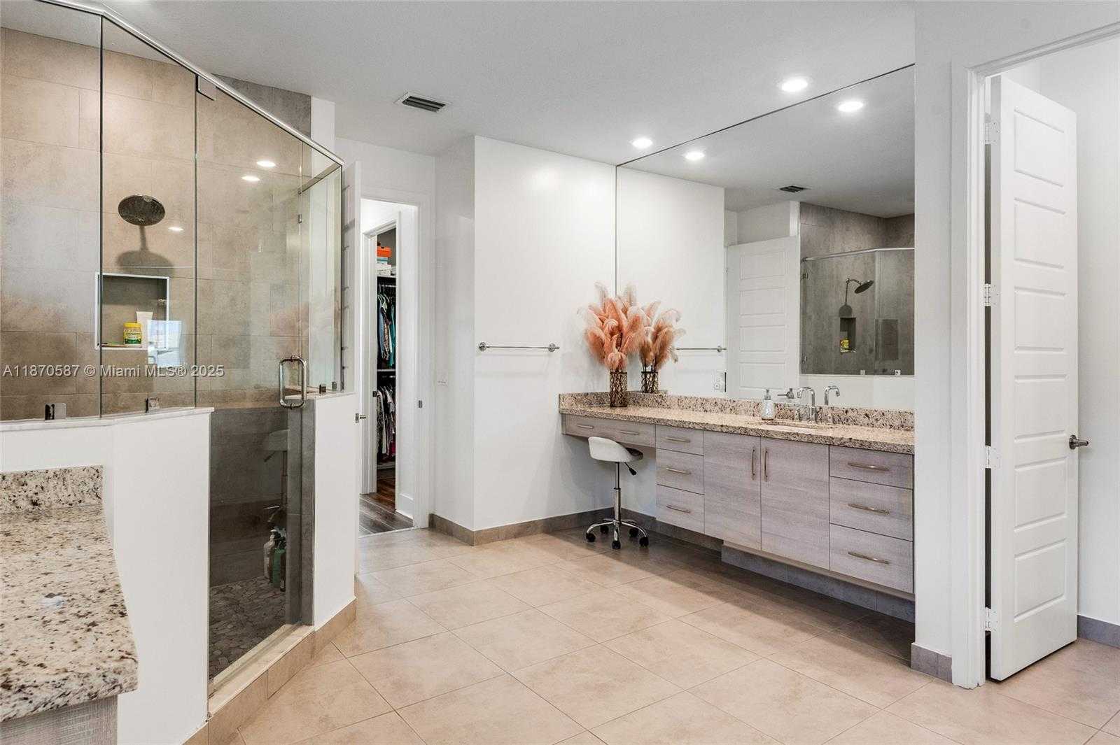 Small Image of 10945 WINDWARD ST, Parkland Number 42