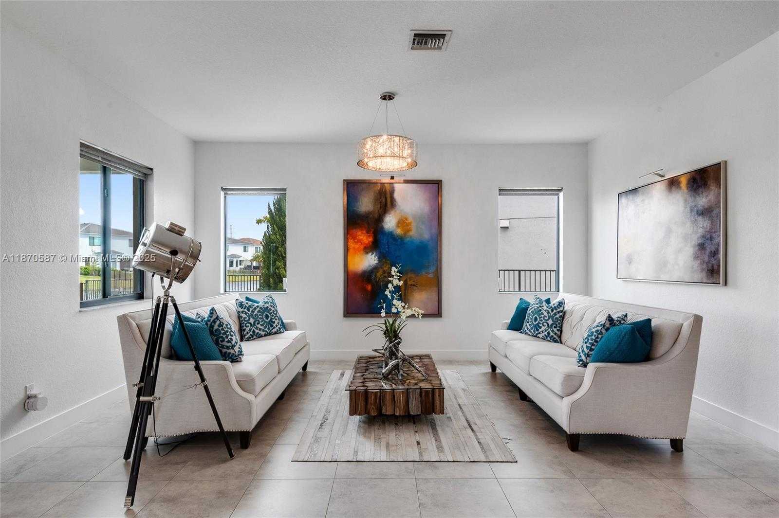 Small Image of 10945 WINDWARD ST, Parkland Number 48