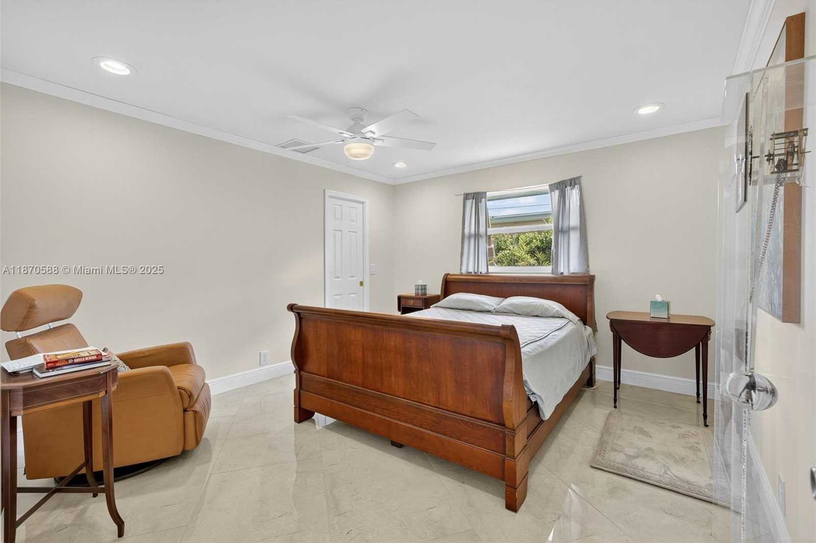 Small Image of 1733 NORTH EAST 35TH ST, Oakland Park Number 23