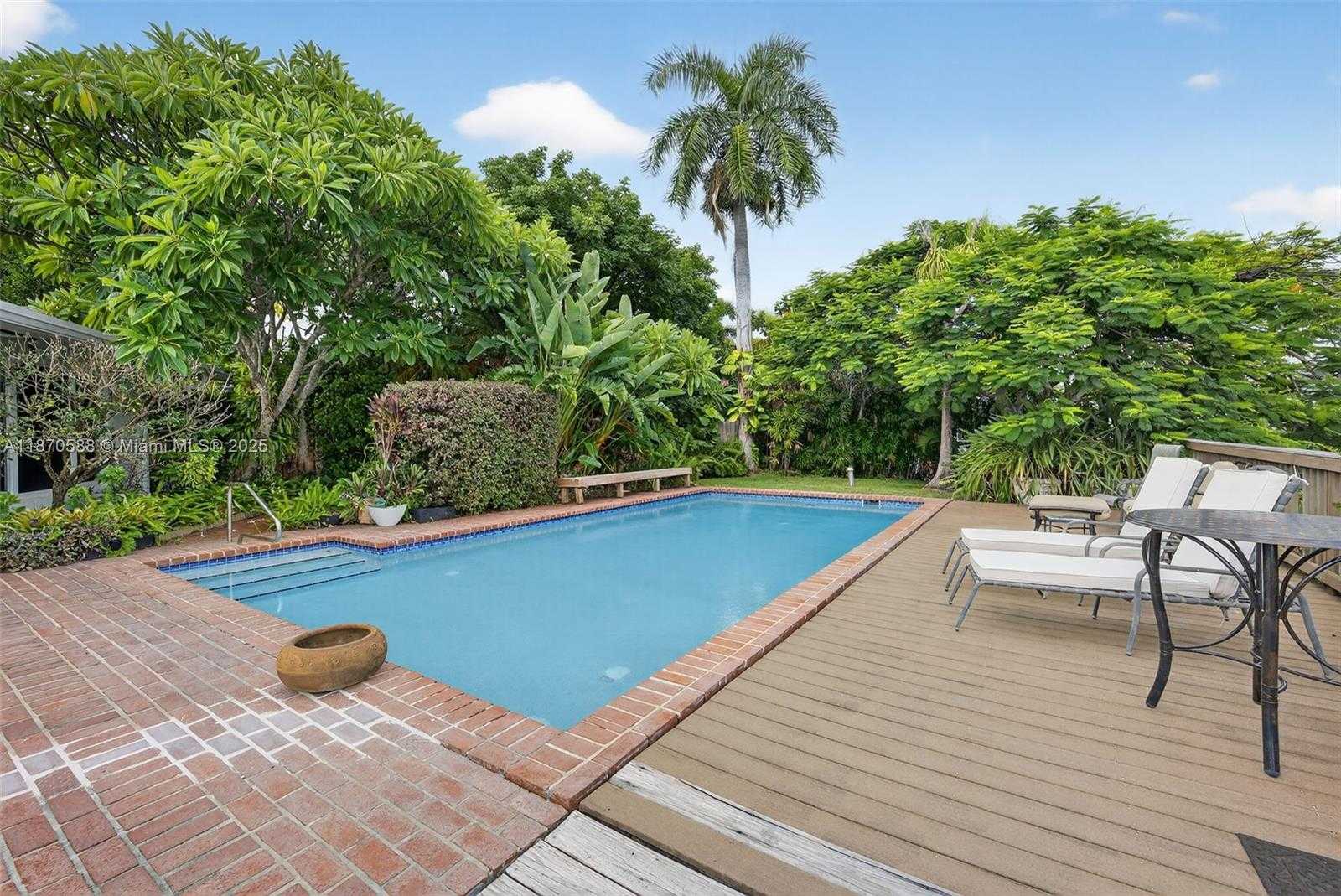Small Image of 1733 NORTH EAST 35TH ST, Oakland Park Number 29