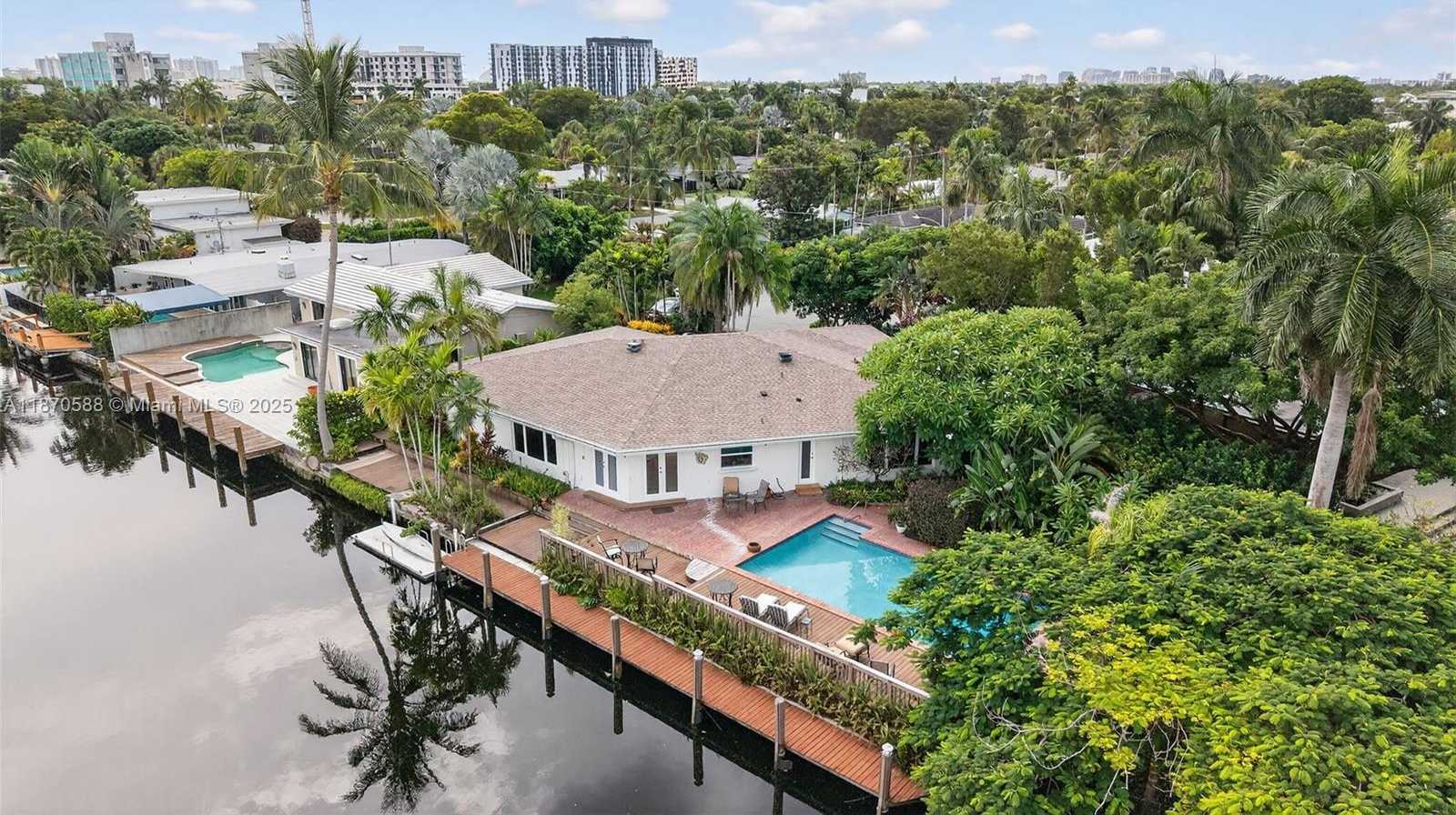 Small Image of 1733 NORTH EAST 35TH ST, Oakland Park Number 36