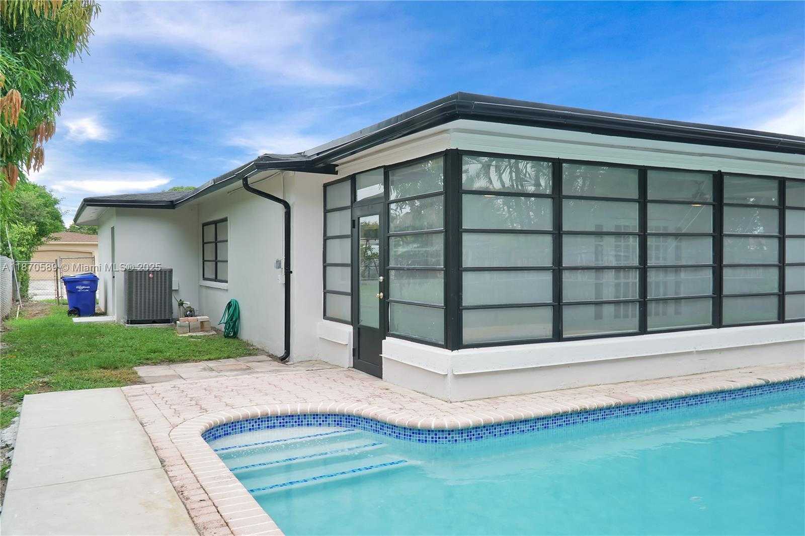 Small Image of 1600 NORTH 74TH TER, Hollywood Number 39