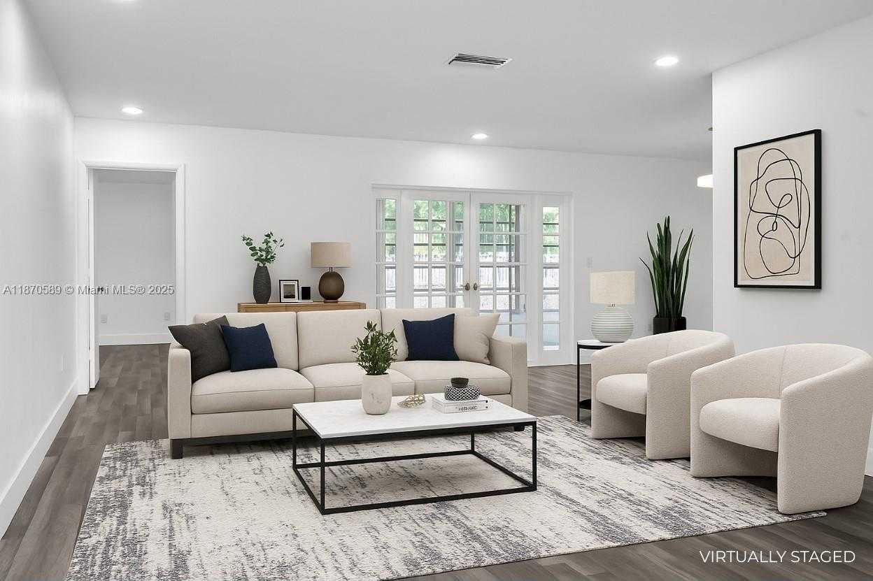 Small Image of 1600 NORTH 74TH TER, Hollywood Number 4