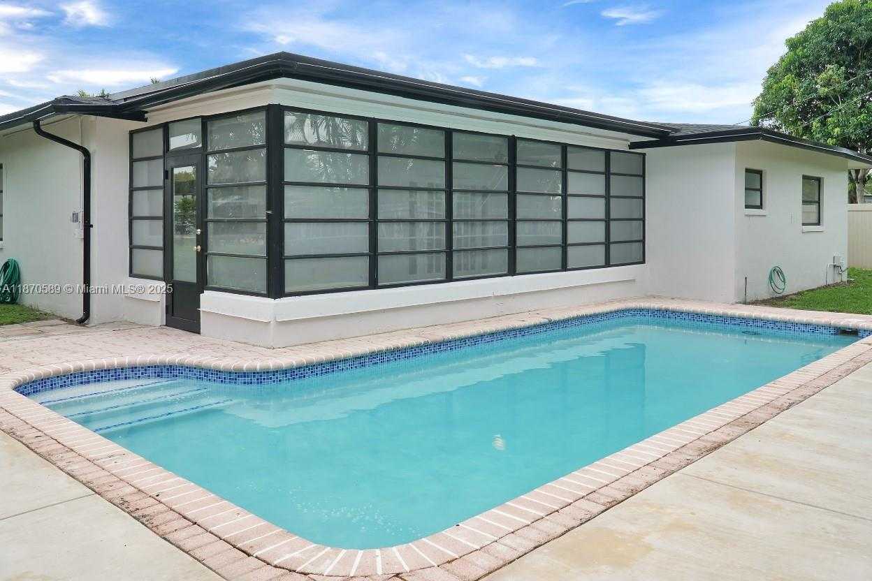 Small Image of 1600 NORTH 74TH TER, Hollywood Number 41