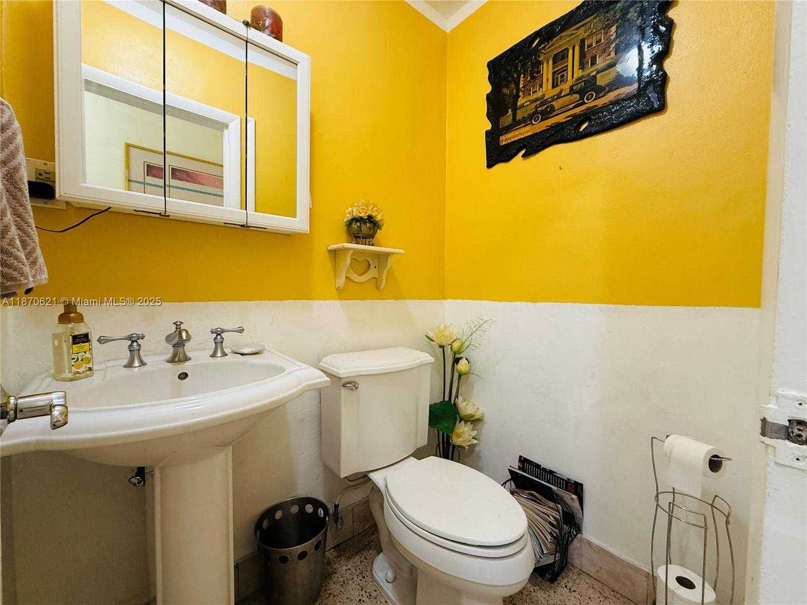 Small Image of 1158 WEST 24TH ST, Hialeah Number 15