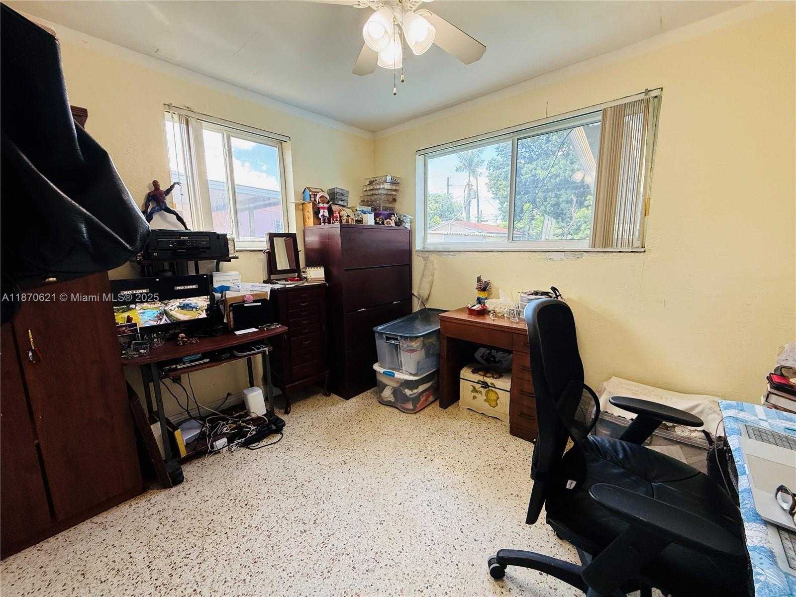 Small Image of 1158 WEST 24TH ST, Hialeah Number 21