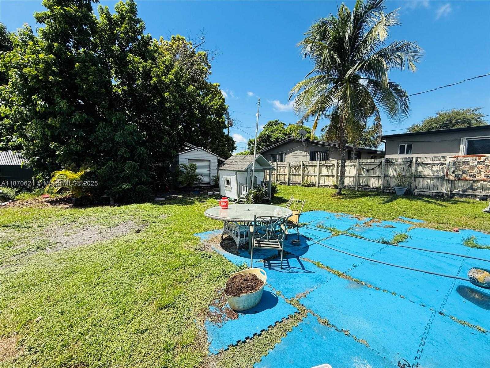 Small Image of 1158 WEST 24TH ST, Hialeah Number 24