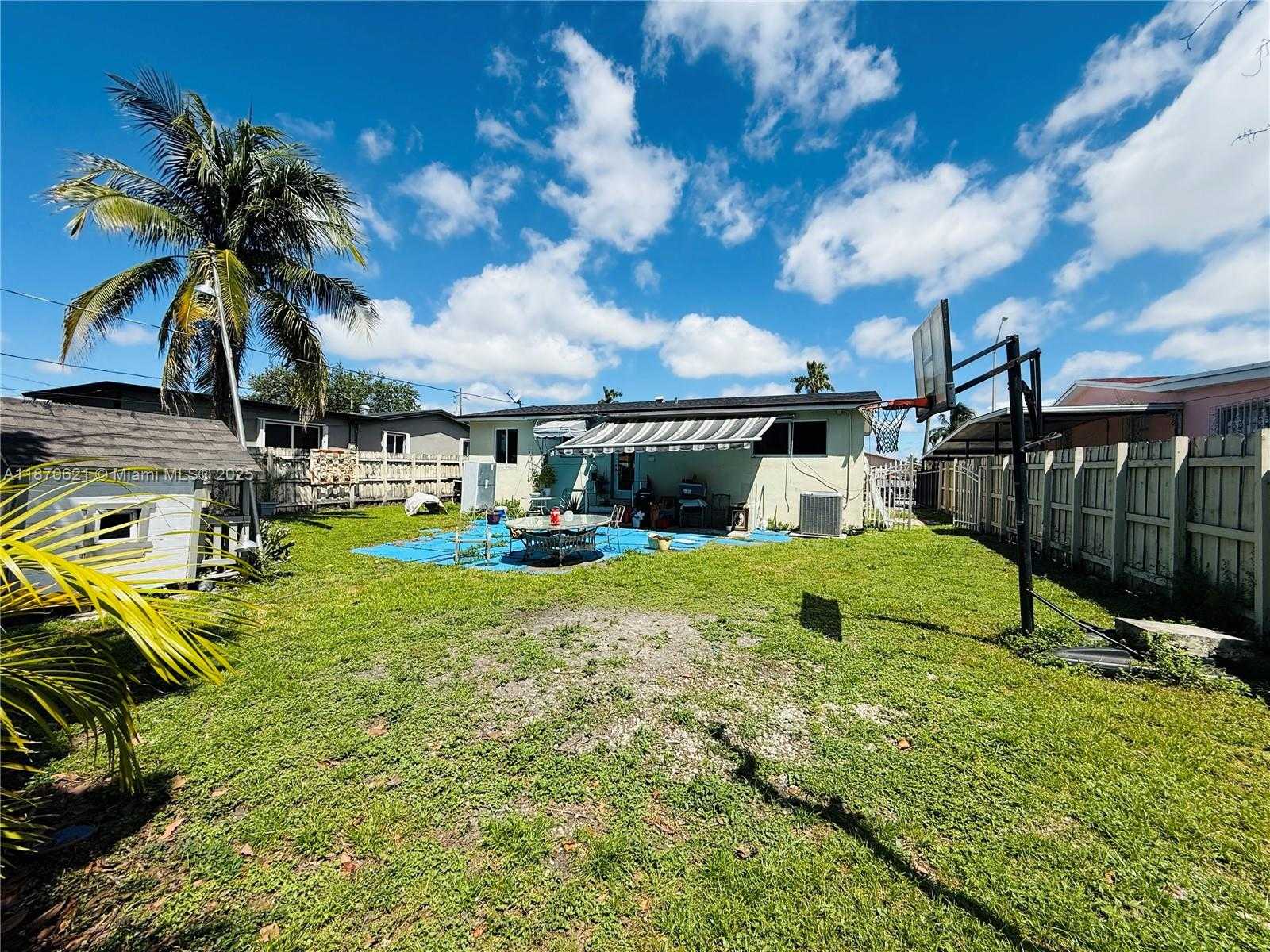 Small Image of 1158 WEST 24TH ST, Hialeah Number 26