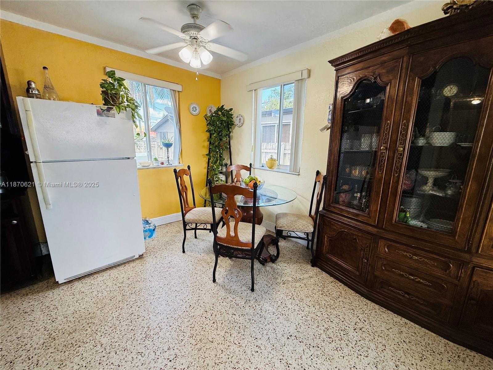Small Image of 1158 WEST 24TH ST, Hialeah Number 6