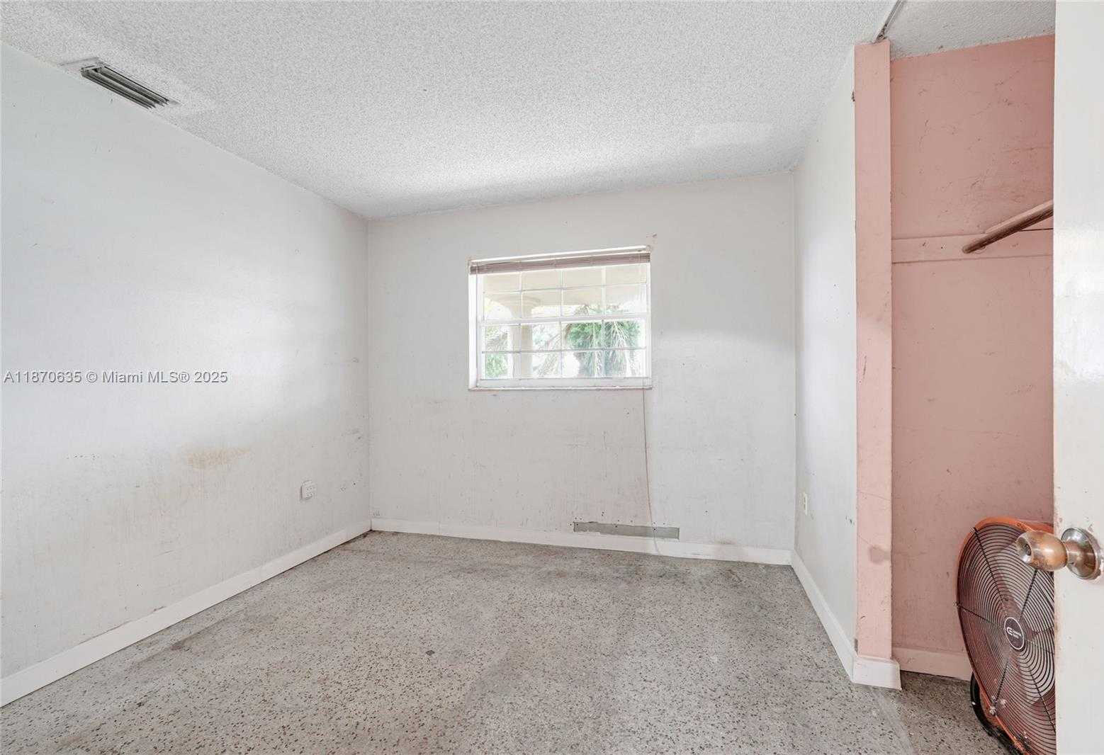 Small Image of 4215 NORTH WEST 197TH ST, Miami Gardens Number 14