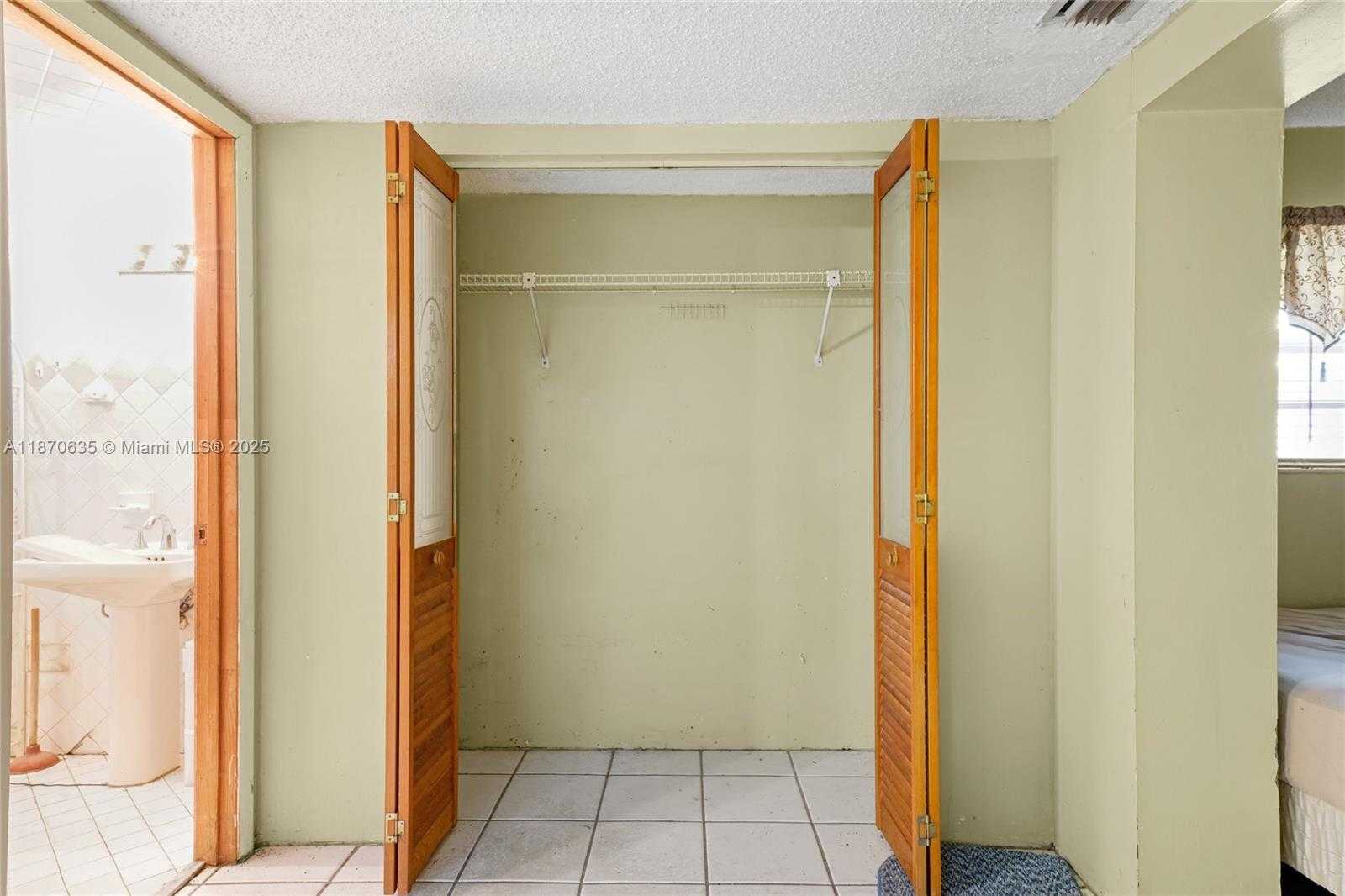 Small Image of 4215 NORTH WEST 197TH ST, Miami Gardens Number 21