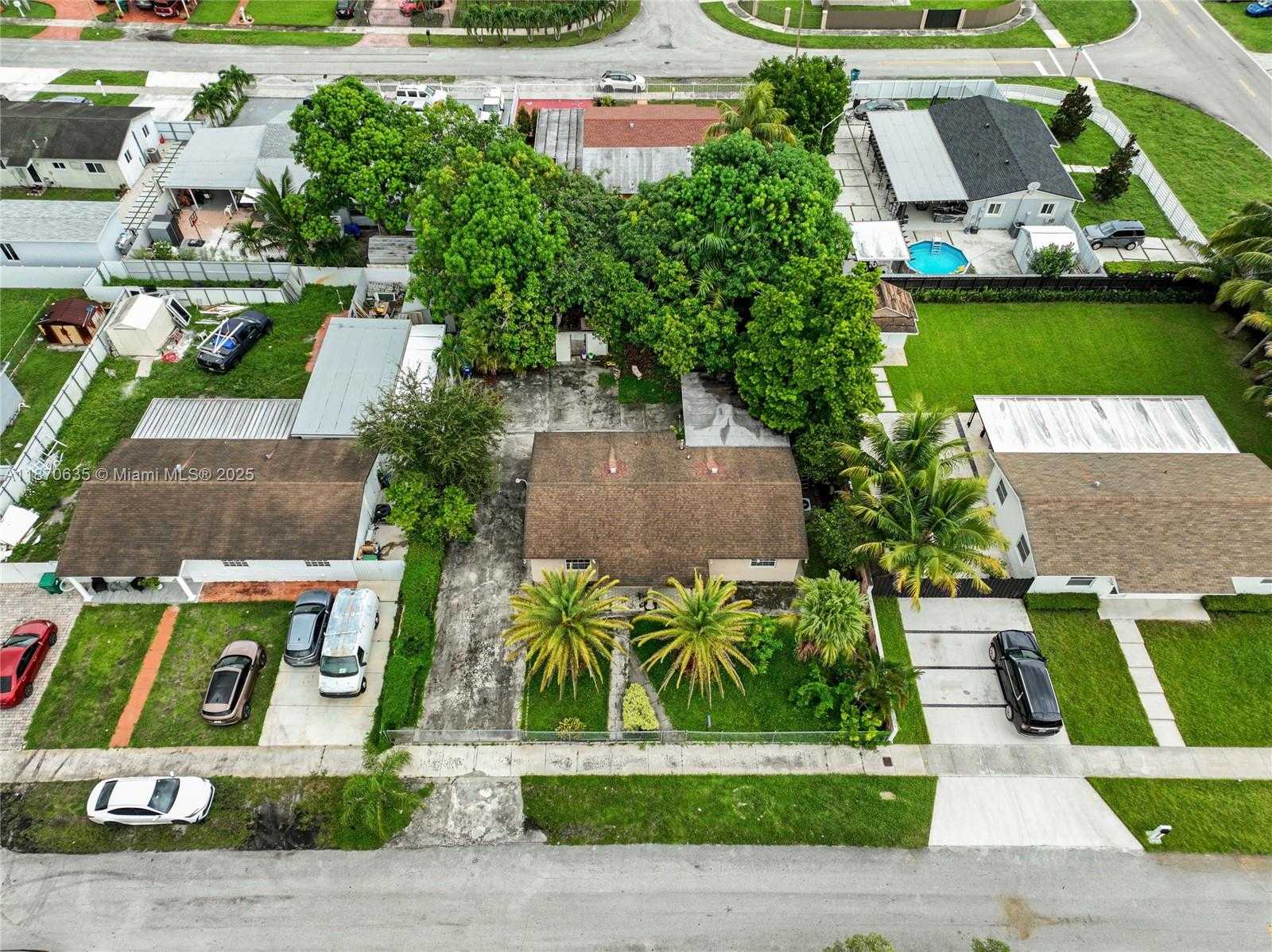Small Image of 4215 NORTH WEST 197TH ST, Miami Gardens Number 26