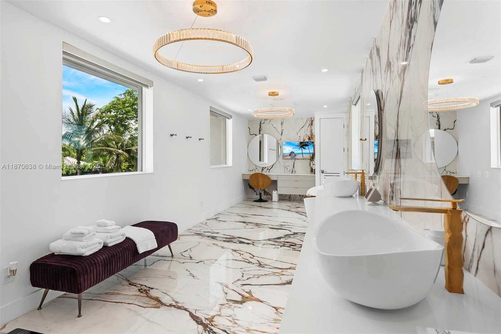 Small Image of 13600 SOUTH WEST 67TH AVE, Palmetto Bay Number 22