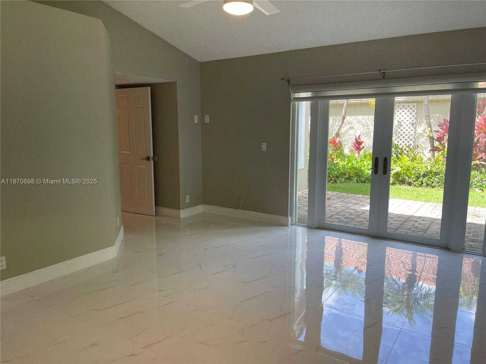 Small Image of 10101 NORTH WEST 5TH ST, Plantation Number 14