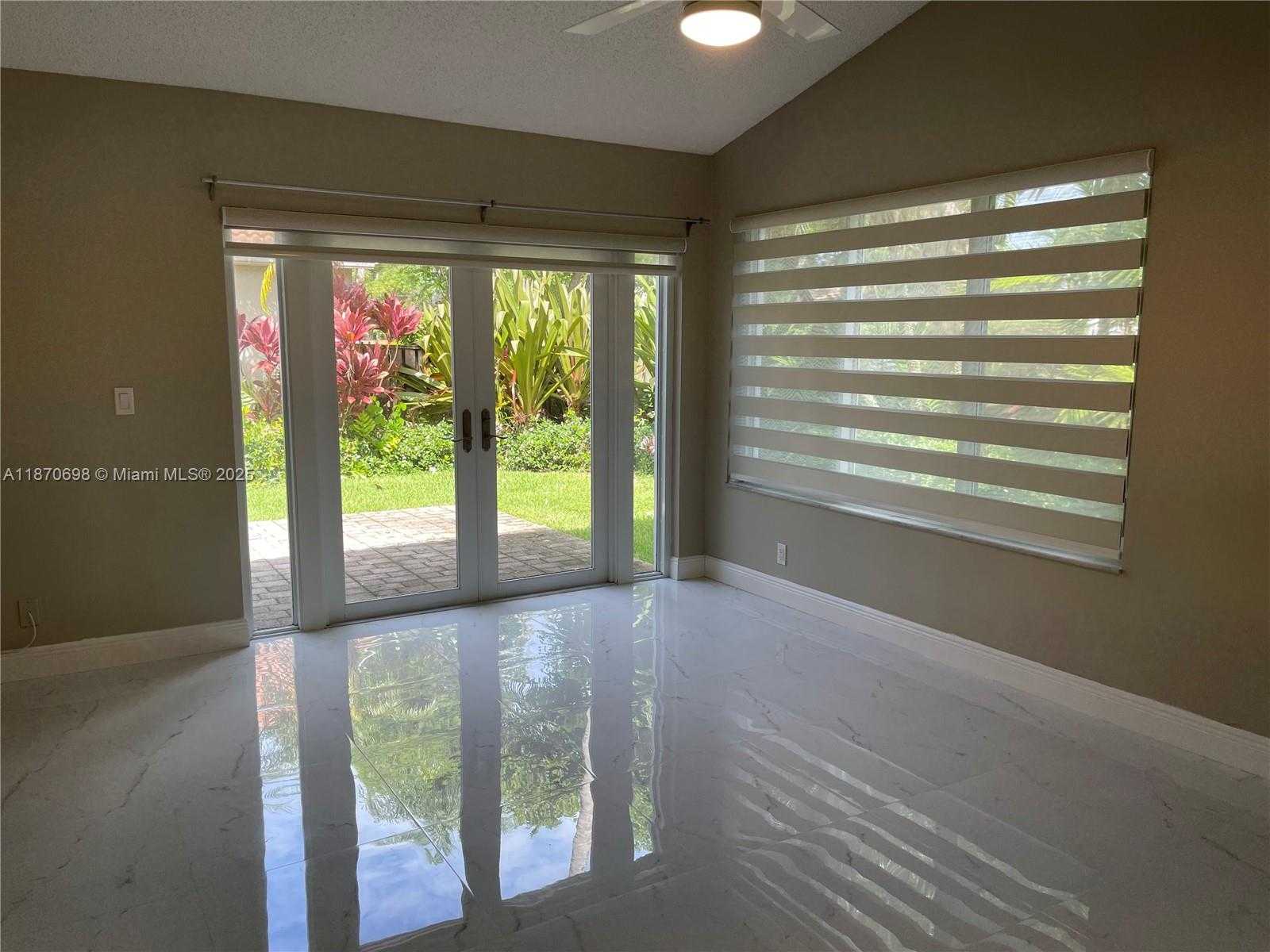 Small Image of 10101 NORTH WEST 5TH ST, Plantation Number 15