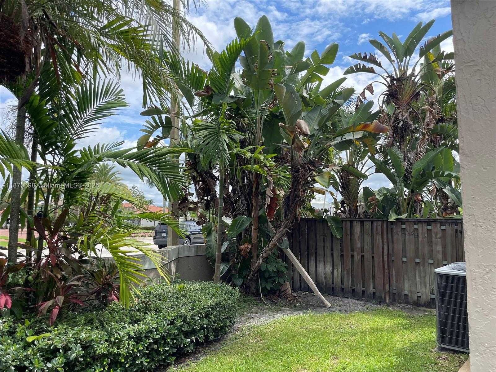 Small Image of 10101 NORTH WEST 5TH ST, Plantation Number 35
