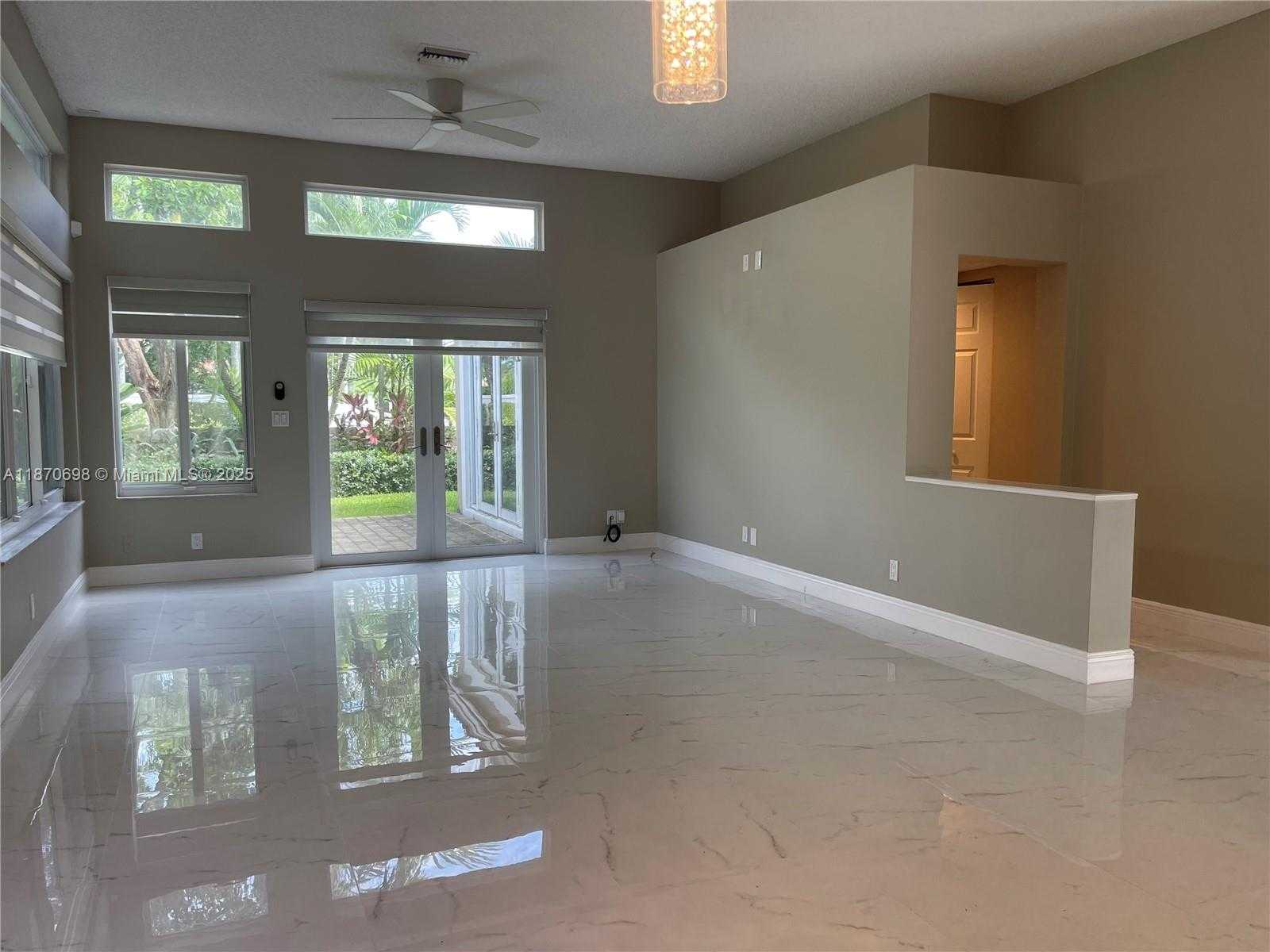 Small Image of 10101 NORTH WEST 5TH ST, Plantation Number 8