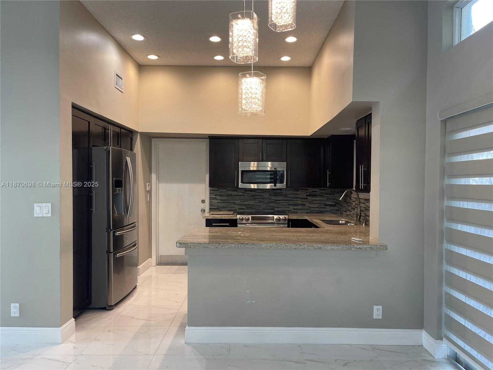 Small Image of 10101 NORTH WEST 5TH ST, Plantation Number 9