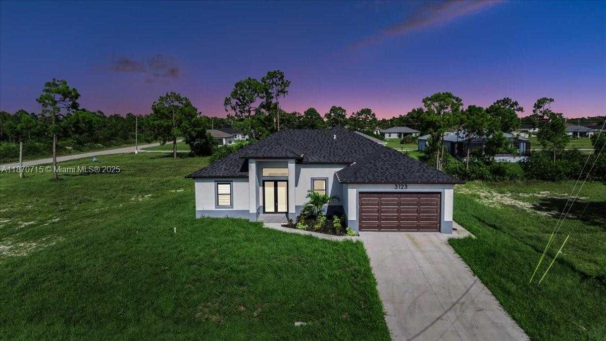 Small Image of 3123 NW 18TH AVE, Cape Coral Number 13