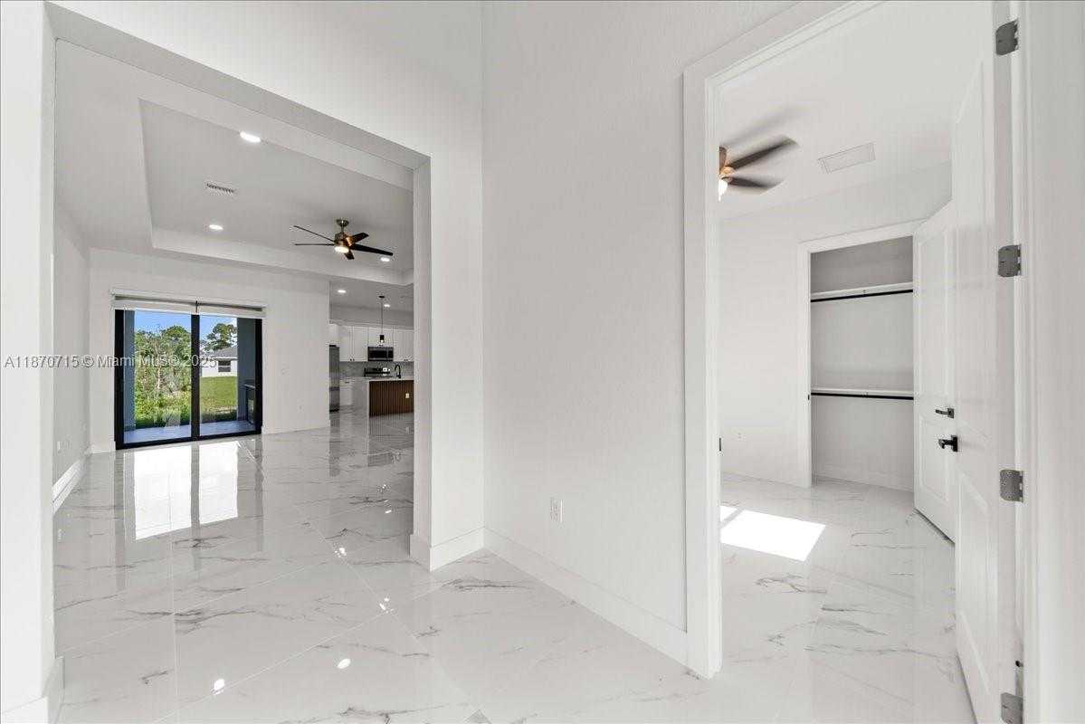 Small Image of 3123 NW 18TH AVE, Cape Coral Number 14