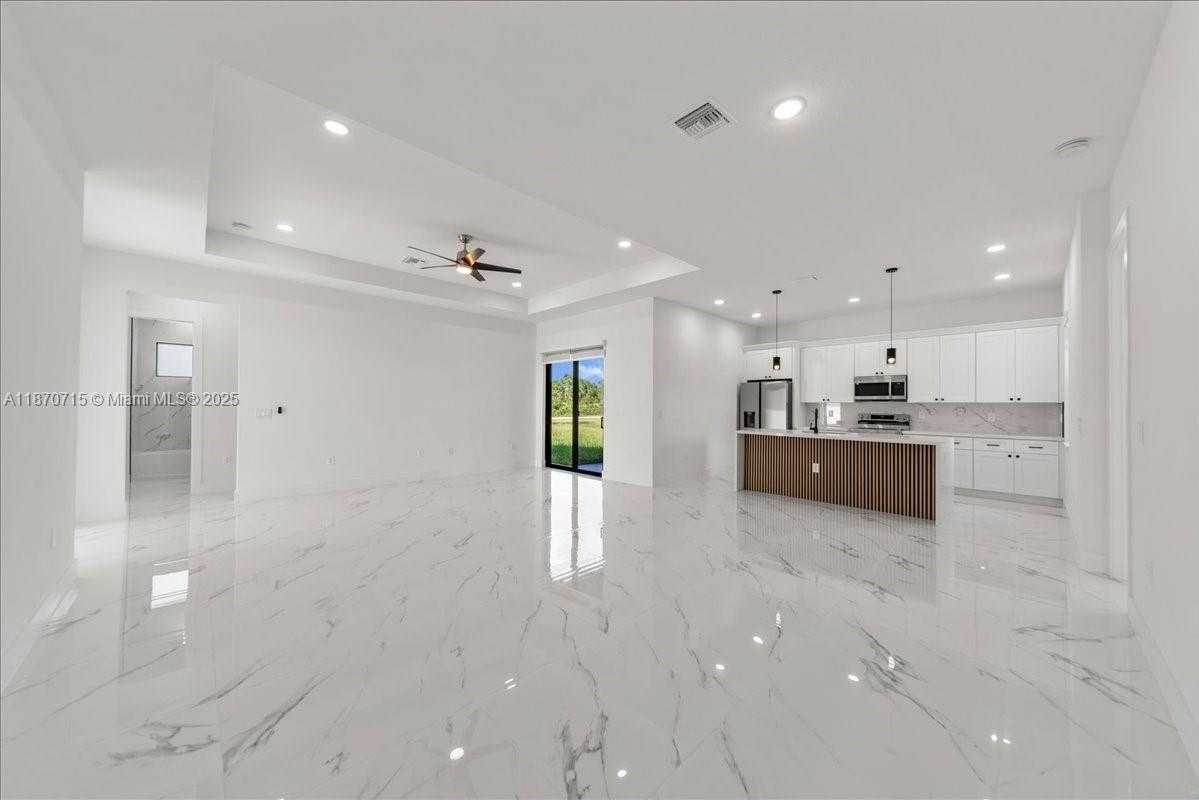 Small Image of 3123 NW 18TH AVE, Cape Coral Number 21