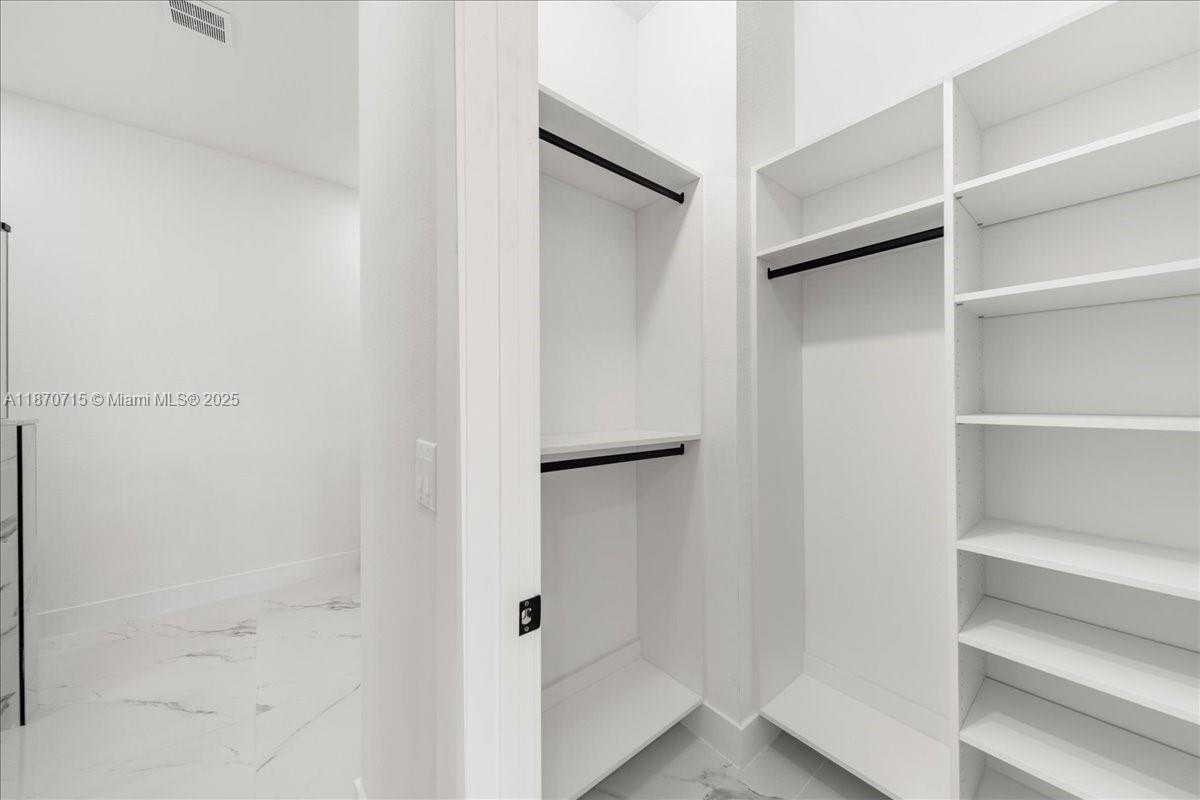 Small Image of 3123 NW 18TH AVE, Cape Coral Number 30