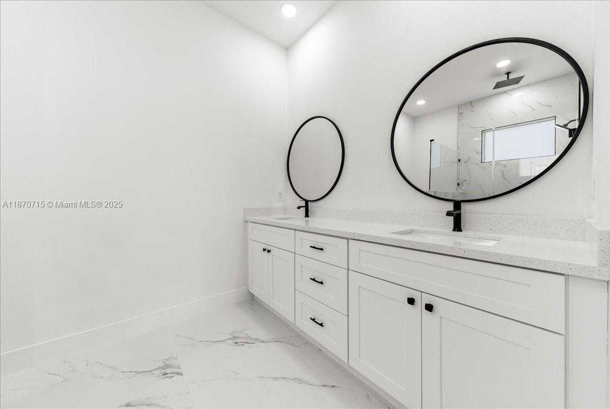 Small Image of 3123 NW 18TH AVE, Cape Coral Number 32